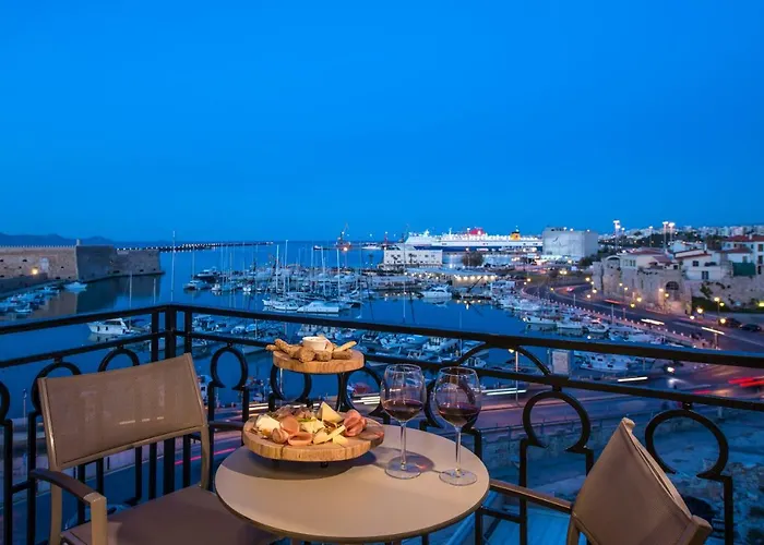 King\'S Blue , Port View Apartment